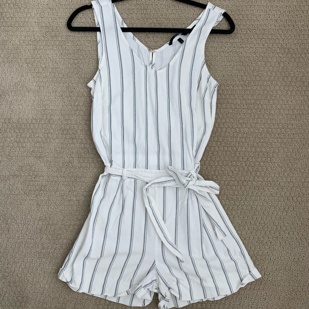 White Romper! Vero Moda